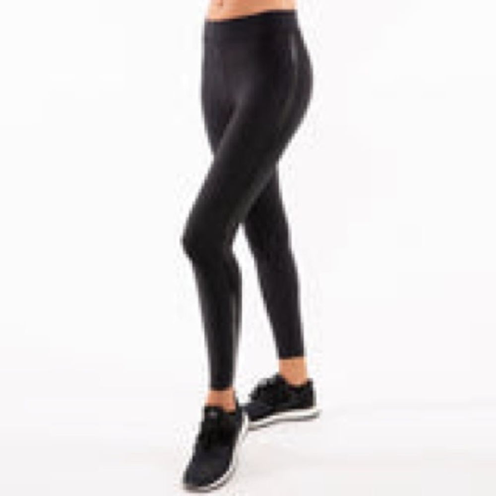 Ultracor parallel legging with matching jacket both are XS